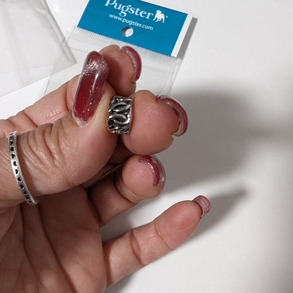 2 Pugster charms. NWT Silvertone Chain design - Picture 3 of 4